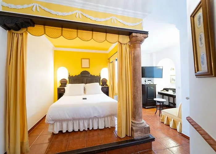 Soho Boutique Palacio San Gabriel Hotel 3*