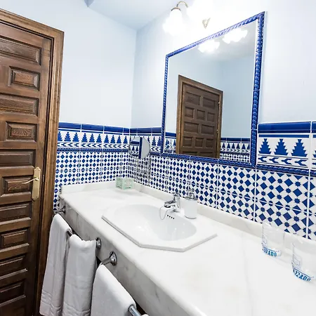 Soho Boutique Palacio San Gabriel 3* רונדה